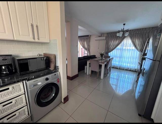 3 BEDROOM PROPERTY TO RENT IN MEER EN SEE